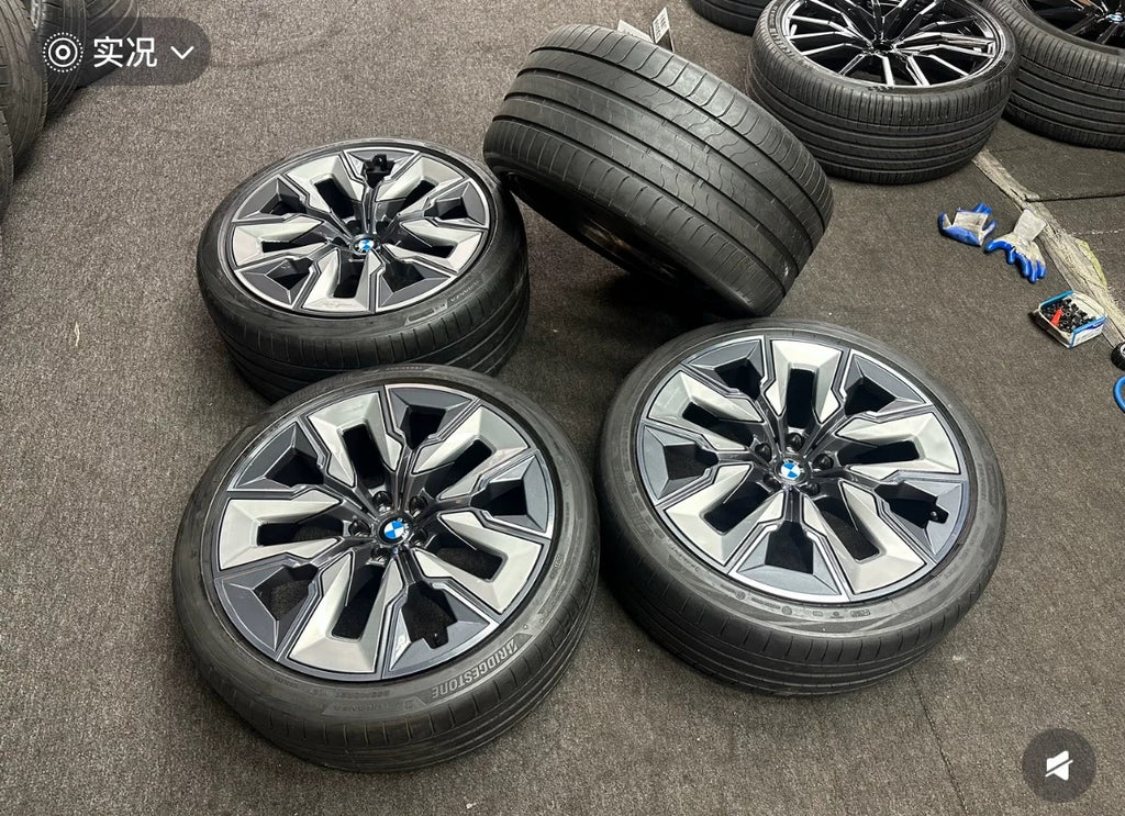 Wheel hub and tire for X4, X5, X6, X7, 5 Series, 7 Series, 8 Series, 20-inch, 21-inch, 22-inch