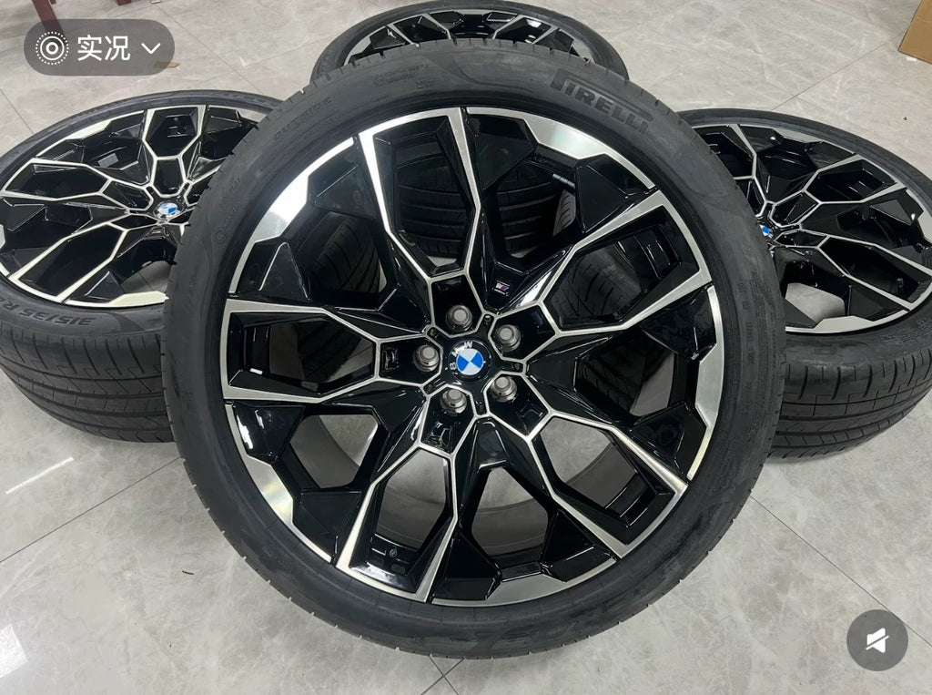 Wheel hub and tire for X4, X5, X6, X7, 5 Series, 7 Series, 8 Series, 20-inch, 21-inch, 22-inch